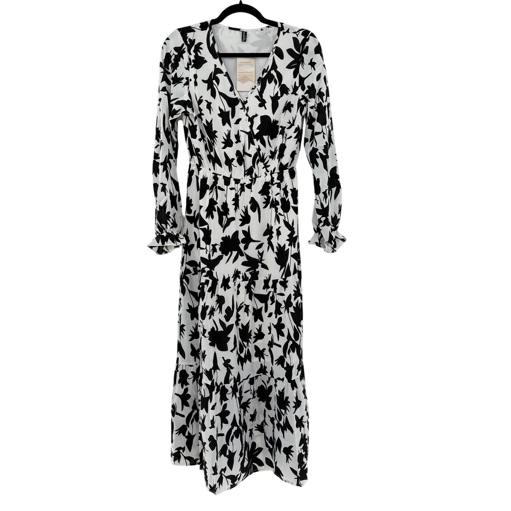 Fashion Floral Maxi Dress Modern Women Size Small Black White Tiered Long Sleeve